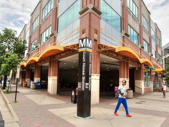 1301 N Courthouse Road 1812, Arlington VA 22201