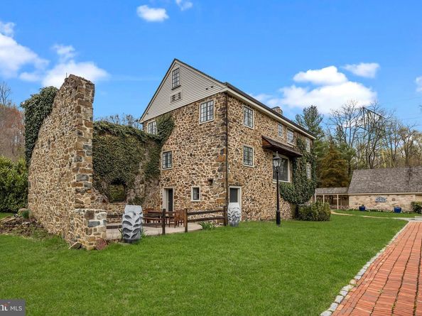 6068 Stoney Hill Road, New Hope PA 18938