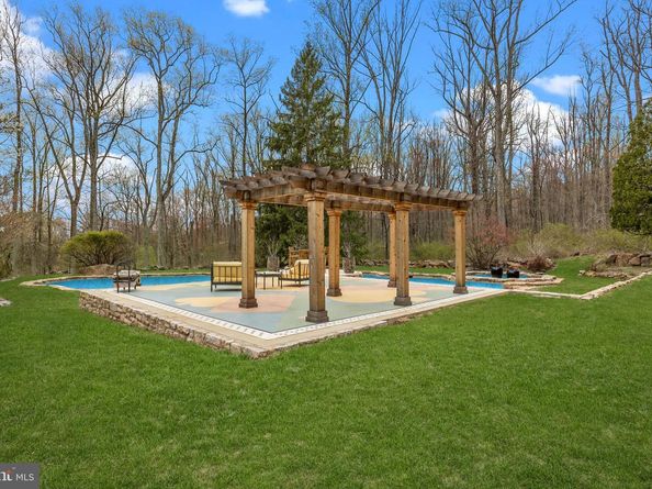 6068 Stoney Hill Road, New Hope PA 18938