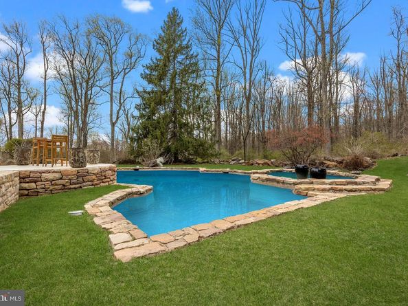 6068 Stoney Hill Road, New Hope PA 18938