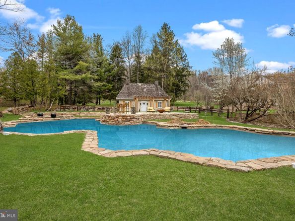 6068 Stoney Hill Road, New Hope PA 18938