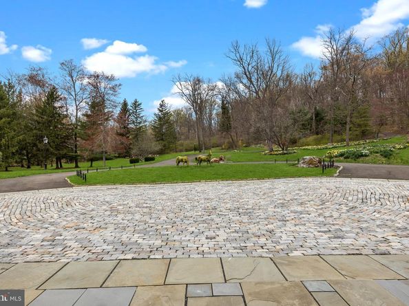 6068 Stoney Hill Road, New Hope PA 18938