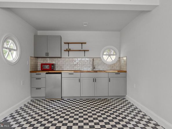 6068 Stoney Hill Road, New Hope PA 18938