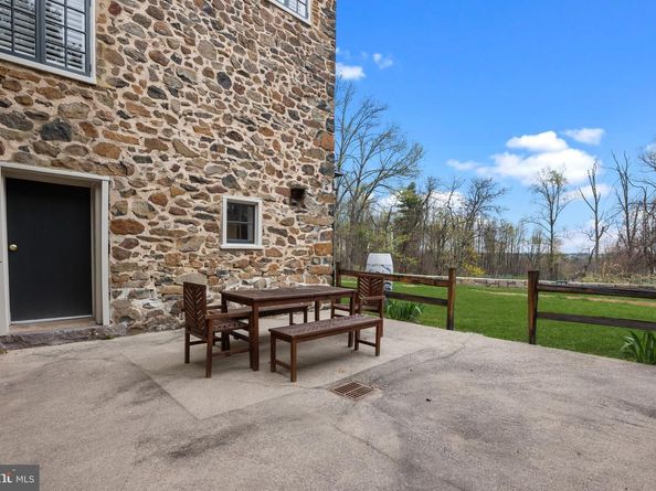6068 Stoney Hill Road, New Hope PA 18938