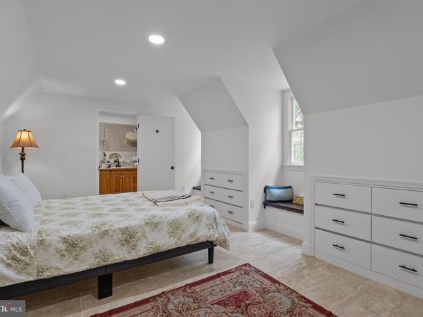 6068 Stoney Hill Road, New Hope PA 18938