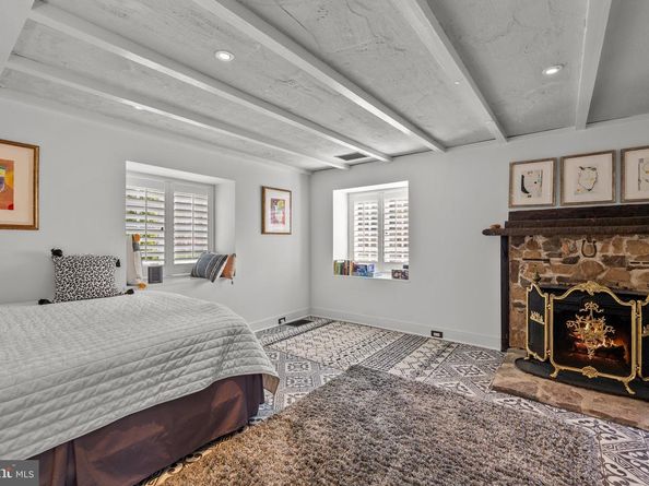 6068 Stoney Hill Road, New Hope PA 18938