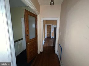 5927 Wayne Avenue, Philadelphia PA 19144