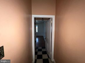 5927 Wayne Avenue, Philadelphia PA 19144