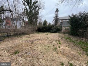 5927 Wayne Avenue, Philadelphia PA 19144