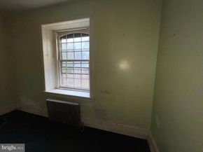 5927 Wayne Avenue, Philadelphia PA 19144