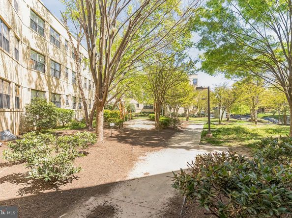 212 Oakwood Street SE 218, Washington DC 20032