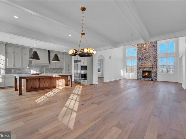 5805 Ridgeview Drive, Doylestown PA 18902