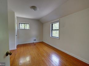 3425 W School House Lane, Philadelphia PA 19129