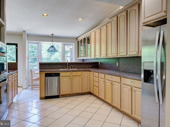3425 W School House Lane, Philadelphia PA 19129