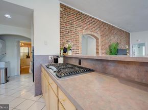 3425 W School House Lane, Philadelphia PA 19129