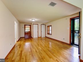3425 W School House Lane, Philadelphia PA 19129