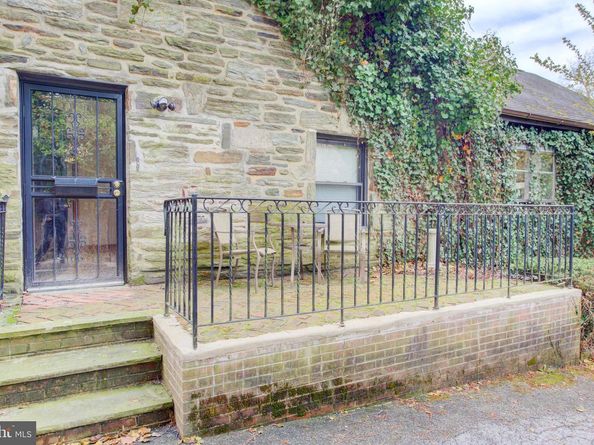 3425 W School House Lane, Philadelphia PA 19129