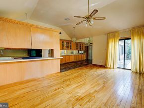 3425 W School House Lane, Philadelphia PA 19129