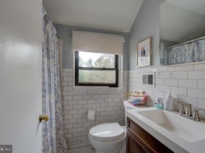 3425 W School House Lane, Philadelphia PA 19129