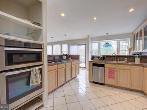 3425 W School House Lane, Philadelphia PA 19129