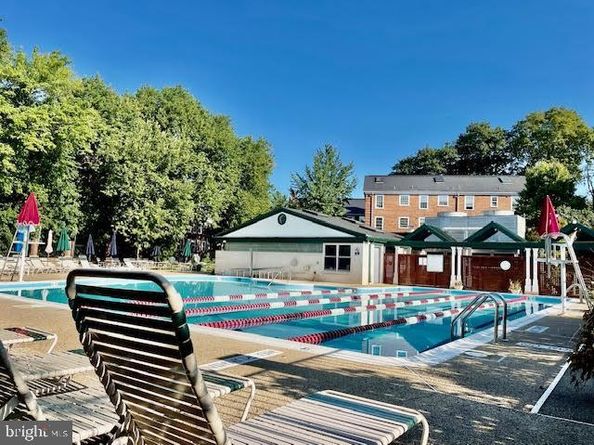 3880 NW Rodman Street NW D214, Washington DC 20016
