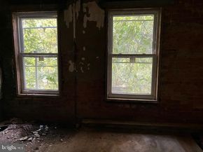 4932 Wakefield Street, Philadelphia PA 19144