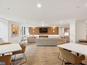 219 S 18TH Street 1605, Philadelphia PA 19103