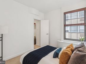 219 S 18TH Street 1605, Philadelphia PA 19103