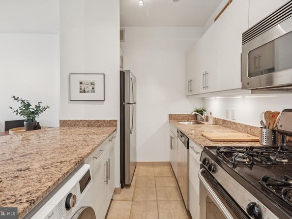 219 S 18TH Street 1605, Philadelphia PA 19103