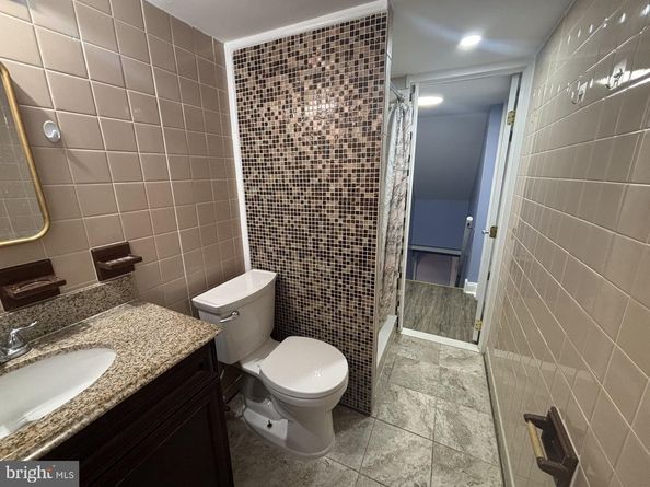 9615 Evans Street, Philadelphia PA 19115