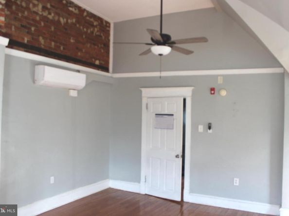 1315 W Roosevelt Boulevard, Philadelphia PA 19140