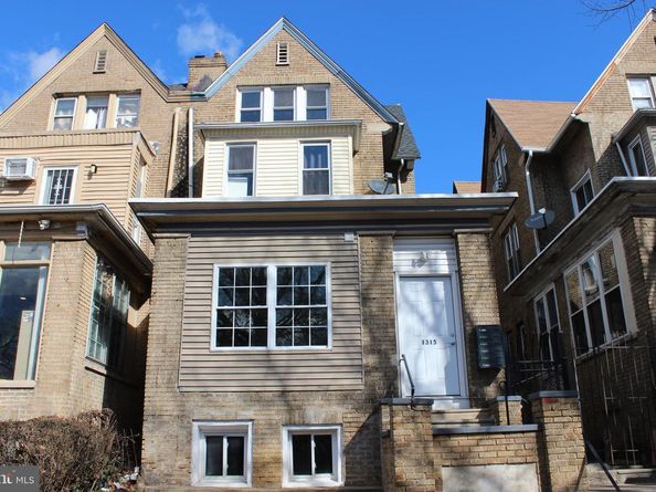 1315 W Roosevelt Boulevard, Philadelphia PA 19140