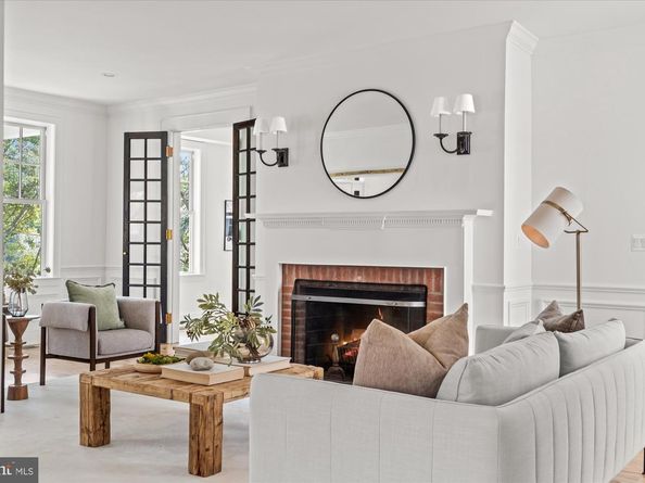 3612 N Glebe Road, Arlington VA 22207
