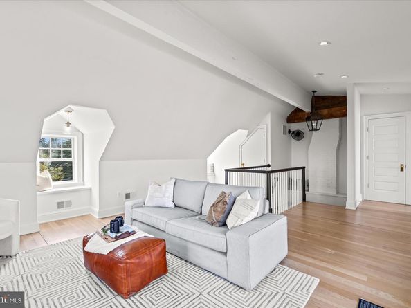 3612 N Glebe Road, Arlington VA 22207