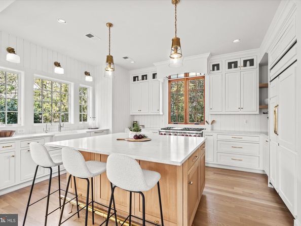 3612 N Glebe Road, Arlington VA 22207