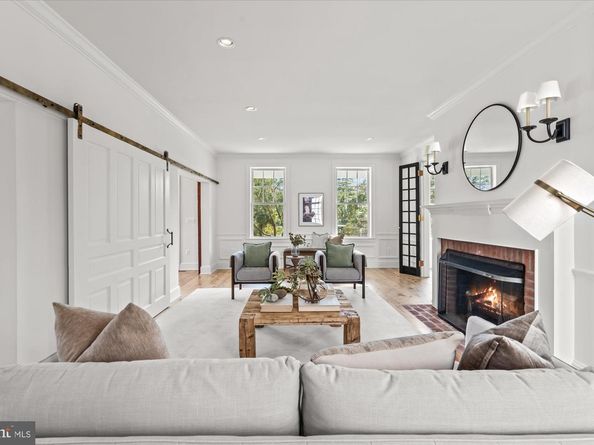 3612 N Glebe Road, Arlington VA 22207
