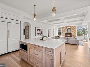 3612 N Glebe Road, Arlington VA 22207