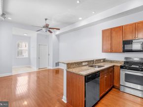 1712 W Girard Avenue, Philadelphia PA 19130