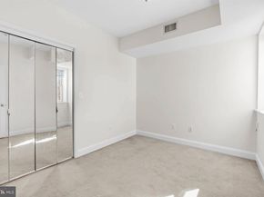 1712 W Girard Avenue, Philadelphia PA 19130