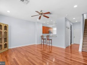 1712 W Girard Avenue, Philadelphia PA 19130