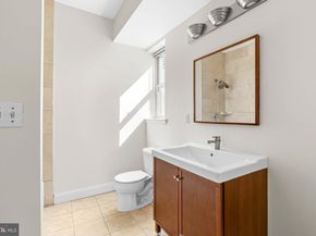 1712 W Girard Avenue, Philadelphia PA 19130