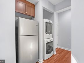 1712 W Girard Avenue, Philadelphia PA 19130