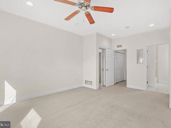 1712 W Girard Avenue, Philadelphia PA 19130