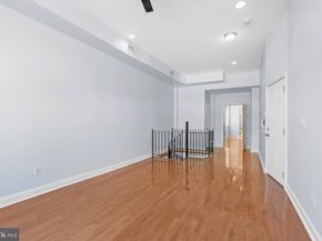 1712 W Girard Avenue, Philadelphia PA 19130