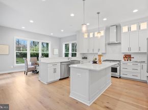 613 Upham Place NW, Vienna VA 22180