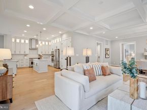 613 Upham Place NW, Vienna VA 22180