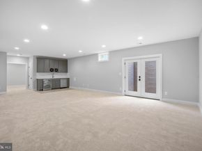 613 Upham Place NW, Vienna VA 22180