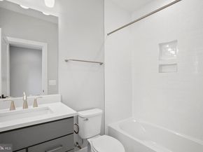 613 Upham Place NW, Vienna VA 22180
