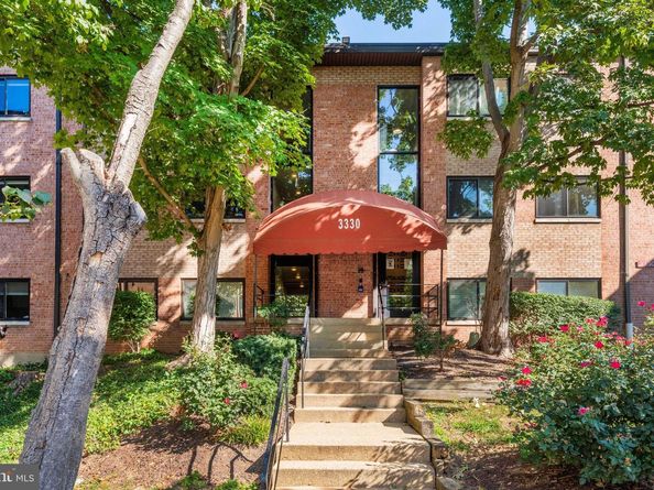 3330 S 28TH Street 102, Alexandria VA 22302