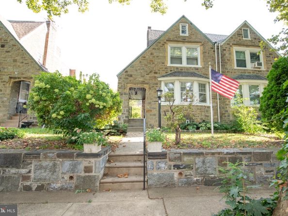 707 Knorr Street, Philadelphia PA 19111